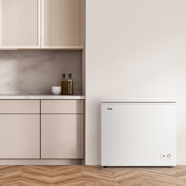 TCL CF073W, White 7.0 Cu. Ft. Chest Freezer | TCL USA